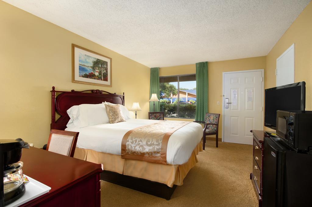 Ramada By Wyndham Temple Terrace/Tampa North Hotel Cameră foto